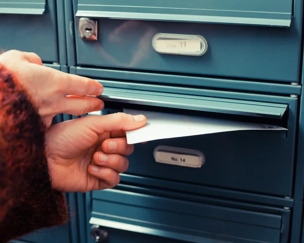 Mailbox rental service